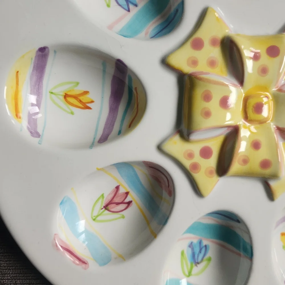 NWT Ceramic Deviled Egg Serving Dish Easter Egg 10 Inch - Picture 3 of 9